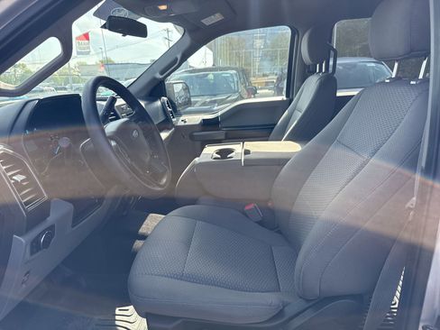 Used 2018 Ford F150 XLT AWD/4WD image 4