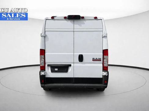 Used 2019 RAM ProMaster 2500 w/ Interior Convenience Group image 5
