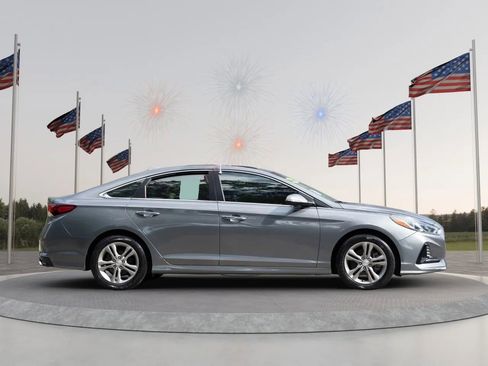 Used 2018 Hyundai Sonata SEL w/ Tech Package 02 image 6