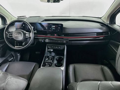 Used 2025 Kia Carnival SX Prestige FWD image 15