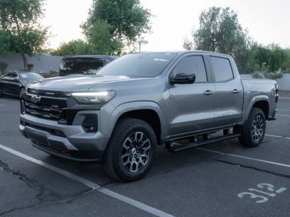 Used 2023 Chevrolet Colorado Z71 w/ Z71 Convenience Package 2