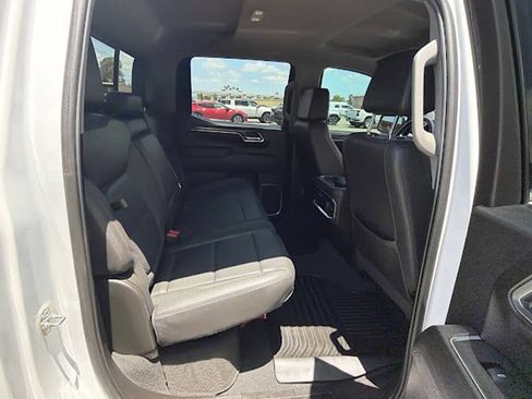 Used 2023 Chevrolet Silverado 1500 LTZ w/ LTZ Convenience Package II AWD/4WD image 15