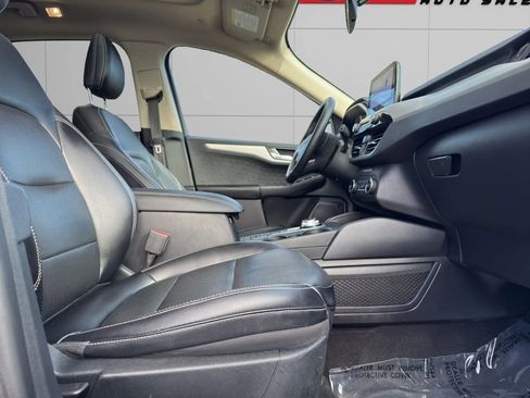 Used 2020 Ford Escape SEL image 14