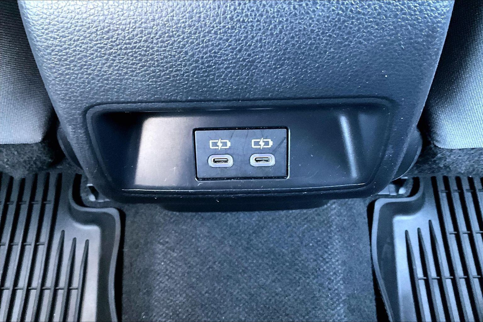 Used 2024 Toyota Corolla LE FWD image 31