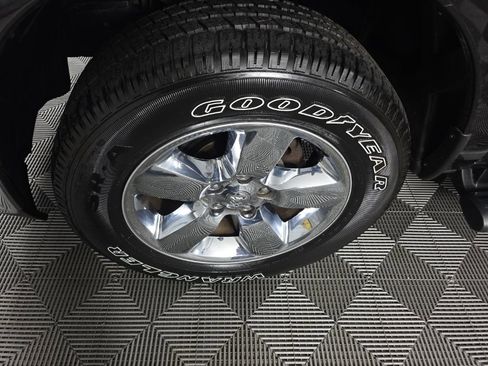 Used 2017 RAM 1500 Big Horn AWD/4WD image 10