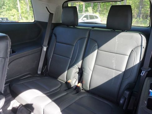 Used 2019 GMC Acadia SLT image 13