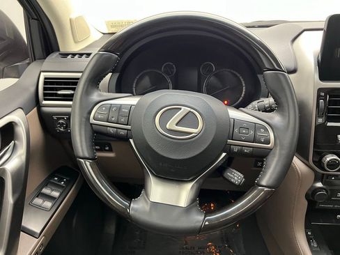 Used 2023 Lexus GX 460 Premium image 17