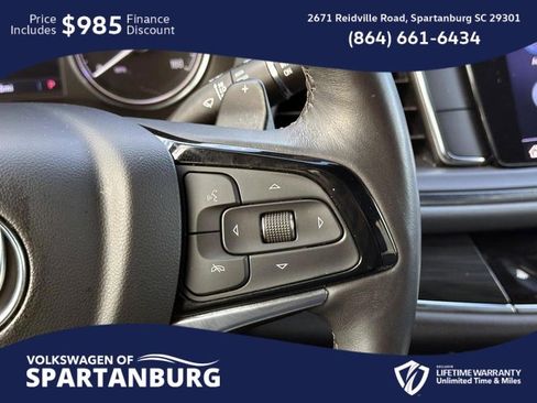 Used 2024 Buick Enclave Essence image 20