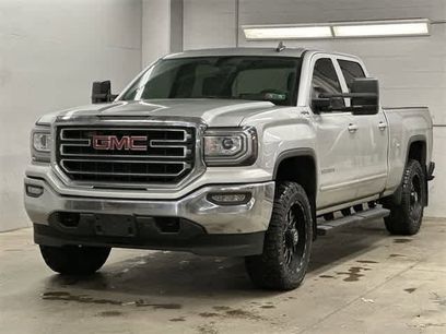 Used 2017 GMC Sierra 1500 SLE w/ SLE Value Package