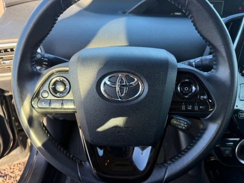 Used 2020 Toyota Prius Prime XLE image 14