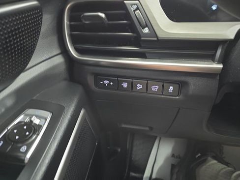 Certified 2025 Kia Telluride EX X-Line image 21