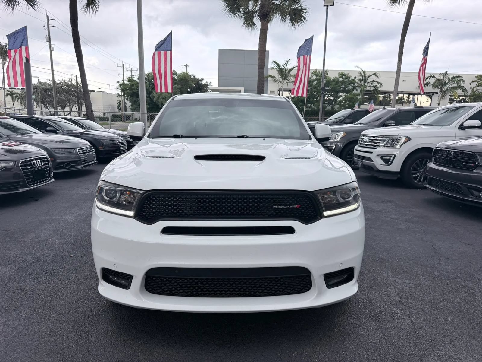 Used 2019 Dodge Durango R/T w/ Trailer Tow Group IV RWD image 2
