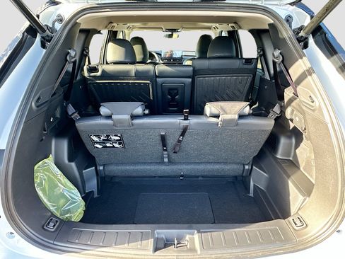New 2026 Mitsubishi Outlander Trail Edition image 5