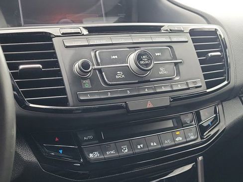 Used 2017 Honda Accord Sport Special Edition image 23