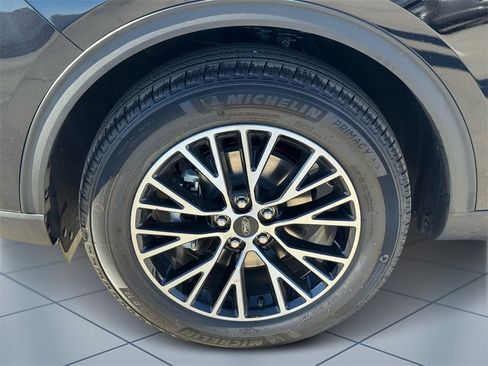 New 2025 Ford Escape Base w/ Class II Trailer Tow Package image 5