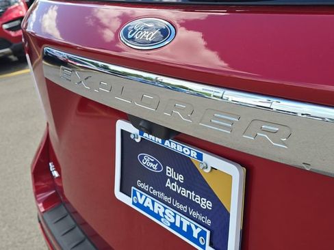 Certified 2023 Ford Explorer XLT w/ Equipment Group 202A AWD/4WD image 32