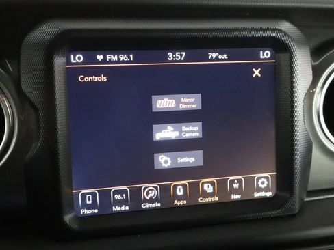 Used 2022 Jeep Gladiator Overland AWD/4WD image 35