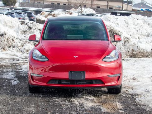 Used 2021 Tesla Model Y Long Range image 2
