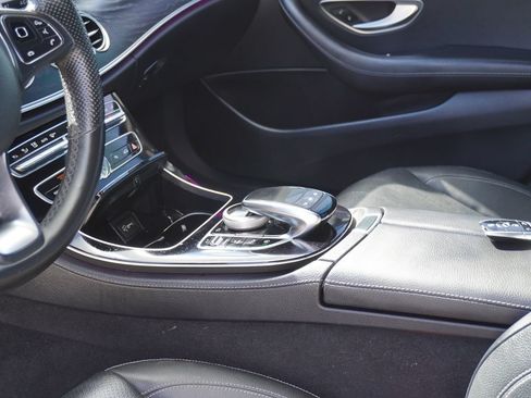 Used 2017 Mercedes-Benz E 300 image 27