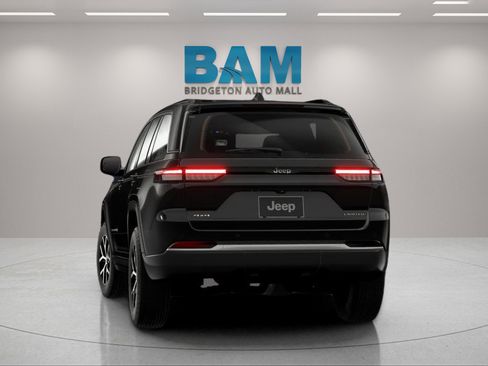 New 2026 Jeep Grand Cherokee Limited AWD/4WD image 7