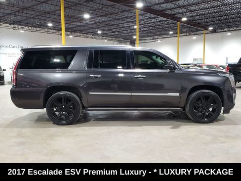 Used 2017 Cadillac Escalade ESV Premium Luxury RWD image 5