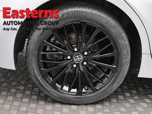 Used 2019 Toyota Camry SE FWD image 30