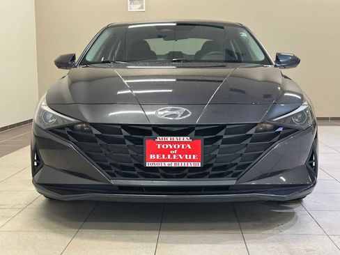 Used 2023 Hyundai Elantra SEL image 6