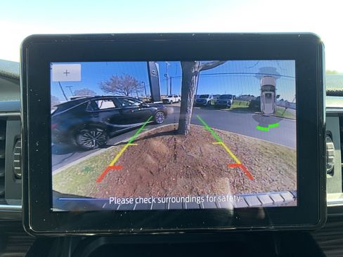 Used 2023 Ford Explorer Limited w/ Equipment Group 301A image 25