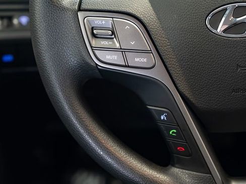 Used 2016 Hyundai Santa Fe Sport image 16