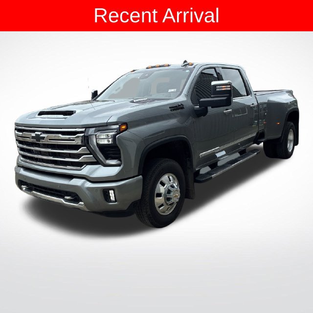 Used 2025 Chevrolet Silverado 3500 High Country w/ High Country Premium Package AWD/4WD image 1