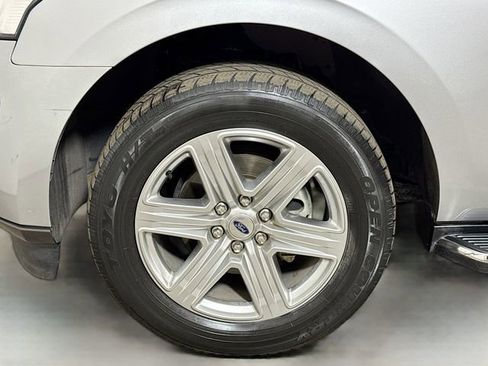 Used 2021 Ford Expedition Max XLT RWD image 32