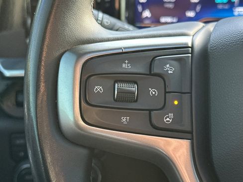 Certified 2025 Chevrolet Silverado 2500 LTZ w/ LTZ Premium Package image 33