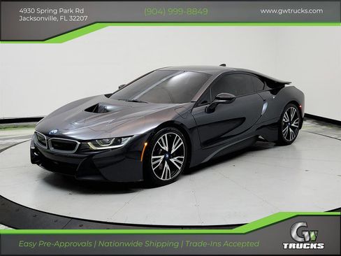 Used 2016 BMW i8 image 1