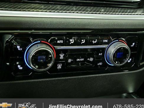 New 2025 Chevrolet Silverado 1500 RST AWD/4WD image 17