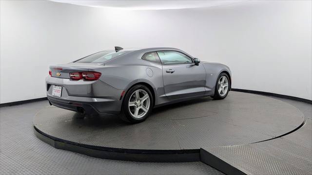 Used 2019 Chevrolet Camaro LT RWD image 8