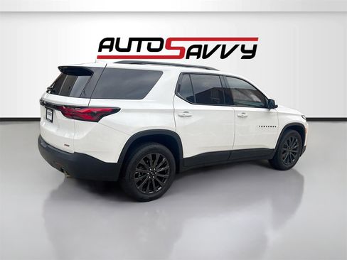 Used 2022 Chevrolet Traverse RS image 7