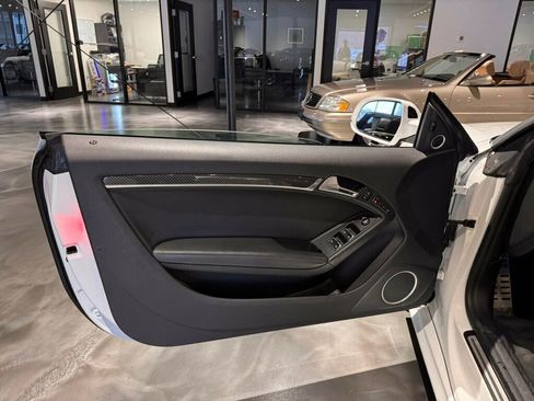 Used 2014 Audi RS 5 Cabriolet image 13