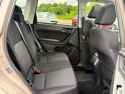 Used 2016 Subaru Forester 2.5i Premium AWD/4WD image 17