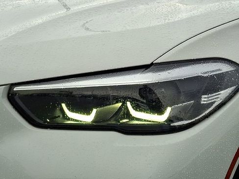 Certified 2022 BMW X5 xDrive40i image 9