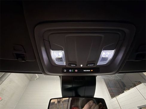 Certified 2025 GMC Sierra 1500 Elevation image 22