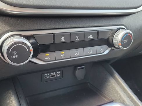 Used 2019 Nissan Altima 2.5 S FWD image 18
