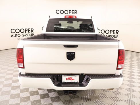 Used 2020 RAM 1500 Tradesman w/ Chrome Plus Package RWD image 20