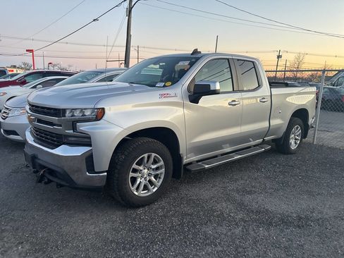 Used 2019 Chevrolet Silverado 1500 LT w/ All-Star Edition image 3