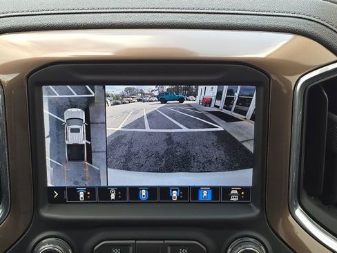 Used 2020 Chevrolet Silverado 1500 High Country w/ Technology Package image 40