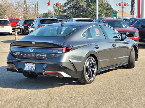 Used 2024 Hyundai Sonata SEL w/ Convenience Package image 5