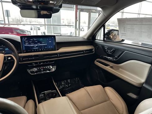 Certified 2025 Lincoln Corsair Grand Touring w/ Equipment Group 302A image 16