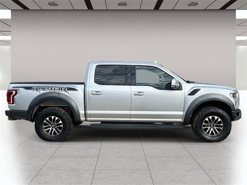 Used 2019 Ford F150 Raptor w/ Equipment Group 802A Luxury image 2