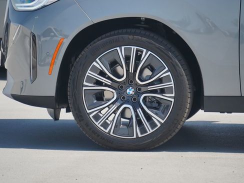 Used 2025 BMW X3 xDrive30i w/ Premium Package image 5
