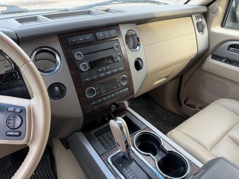 Used 2014 Ford Expedition XLT w/ Equipment Group 201A image 16