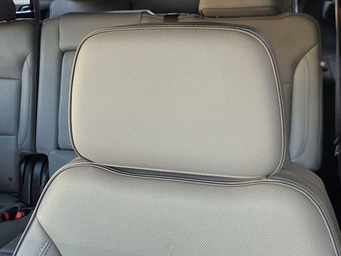 Used 2024 GMC Yukon SLT image 21